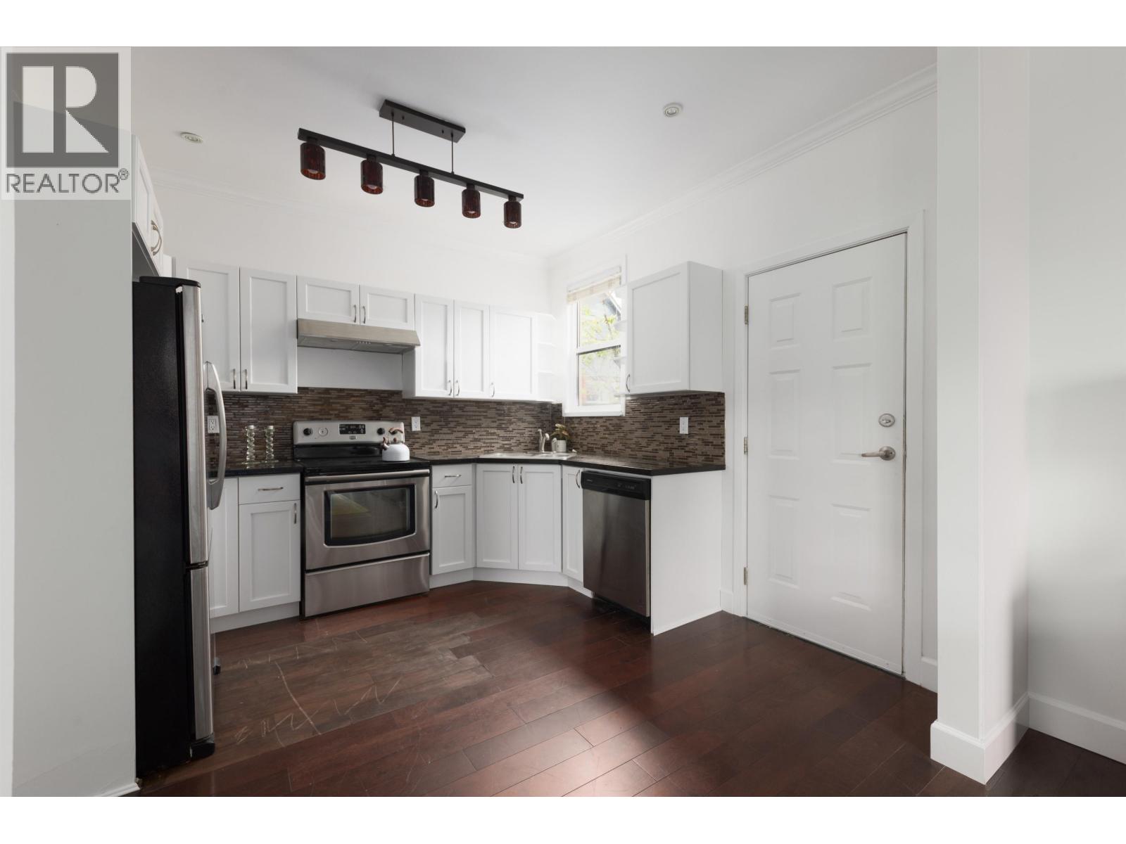 925 E 19th Avenue, Vancouver, British Columbia  V5V 1K8 - Photo 15 - R3105554