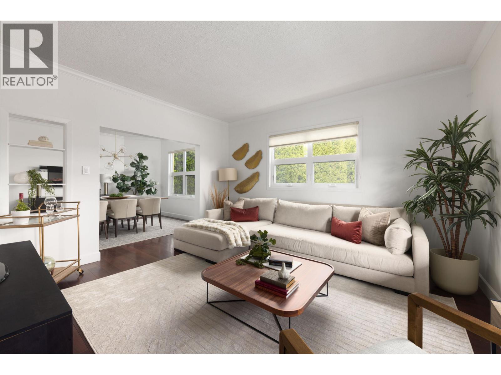 925 E 19th Avenue, Vancouver, British Columbia  V5V 1K8 - Photo 4 - R3105554