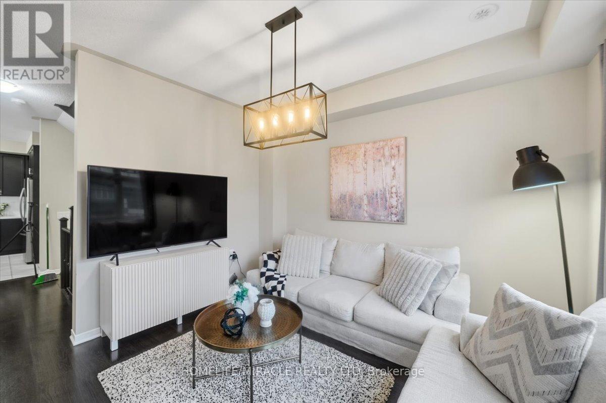 8 Lowes Hill Circle, Caledon, Ontario  L7C 4H4 - Photo 17 - W12956234