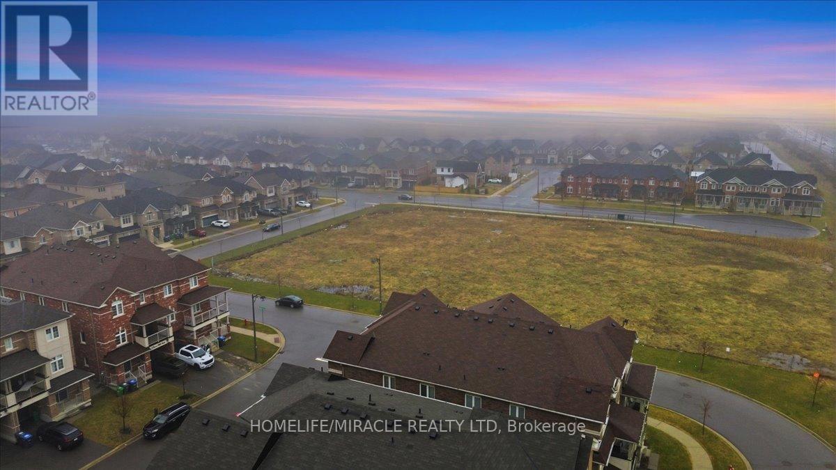 8 Lowes Hill Circle, Caledon, Ontario  L7C 4H4 - Photo 38 - W12956234