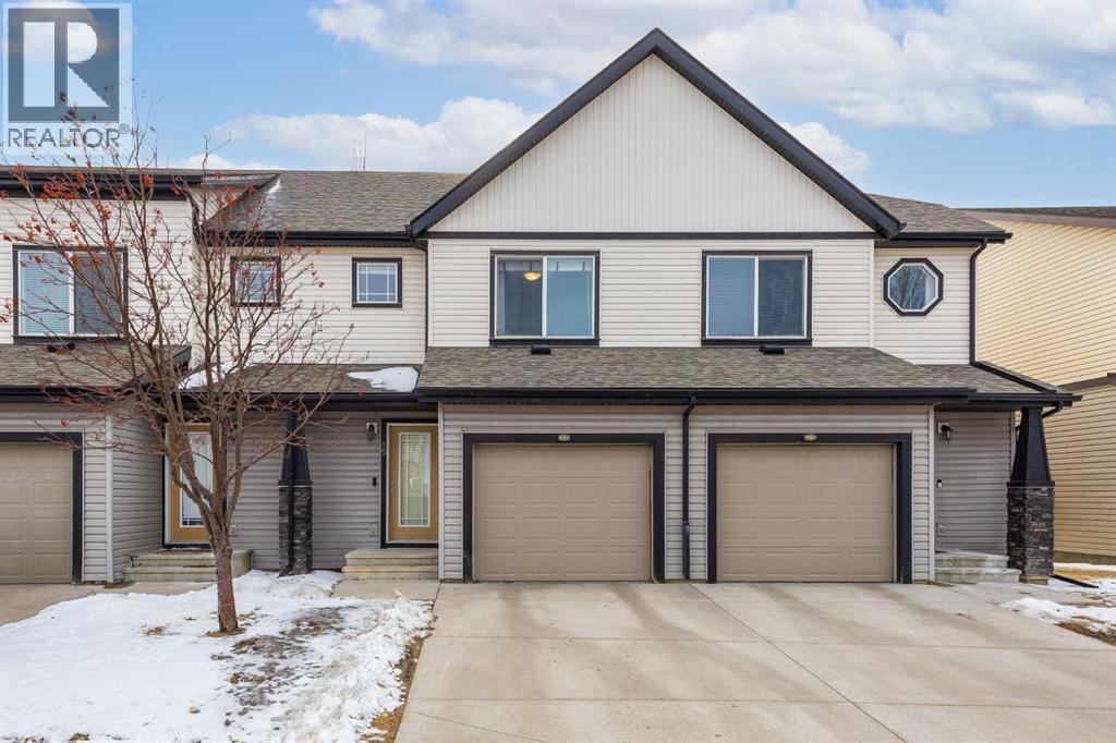 15 Copperpond Landing SE, Calgary, Alberta