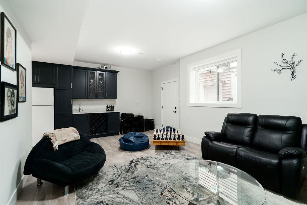 33926 Tooley Place, Mission, British Columbia  V2V 0G5 - Photo 31 - R3098754