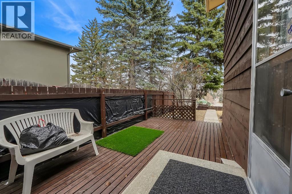 1102 Lake Christina Way SE, Calgary, Alberta  T2J 2R3 - Photo 45 - A2296764