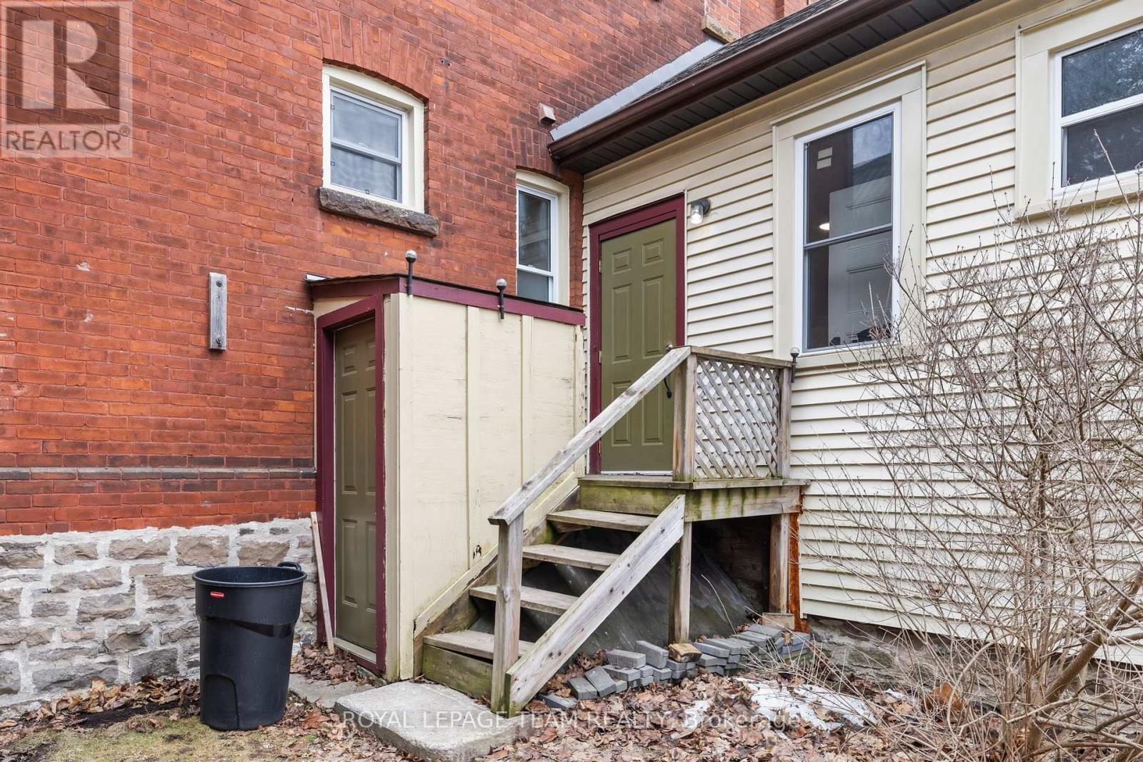 C - 10 Glen Avenue, Smiths Falls, Ontario  K7A 1R9 - Photo 18 - X12956258