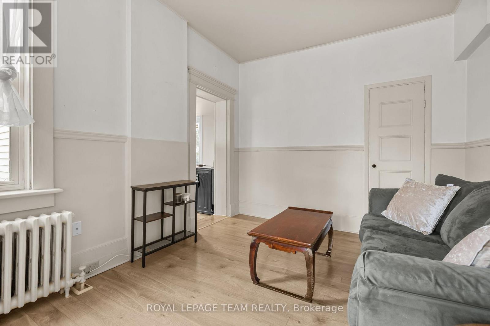 C - 10 Glen Avenue, Smiths Falls, Ontario  K7A 1R9 - Photo 8 - X12956258