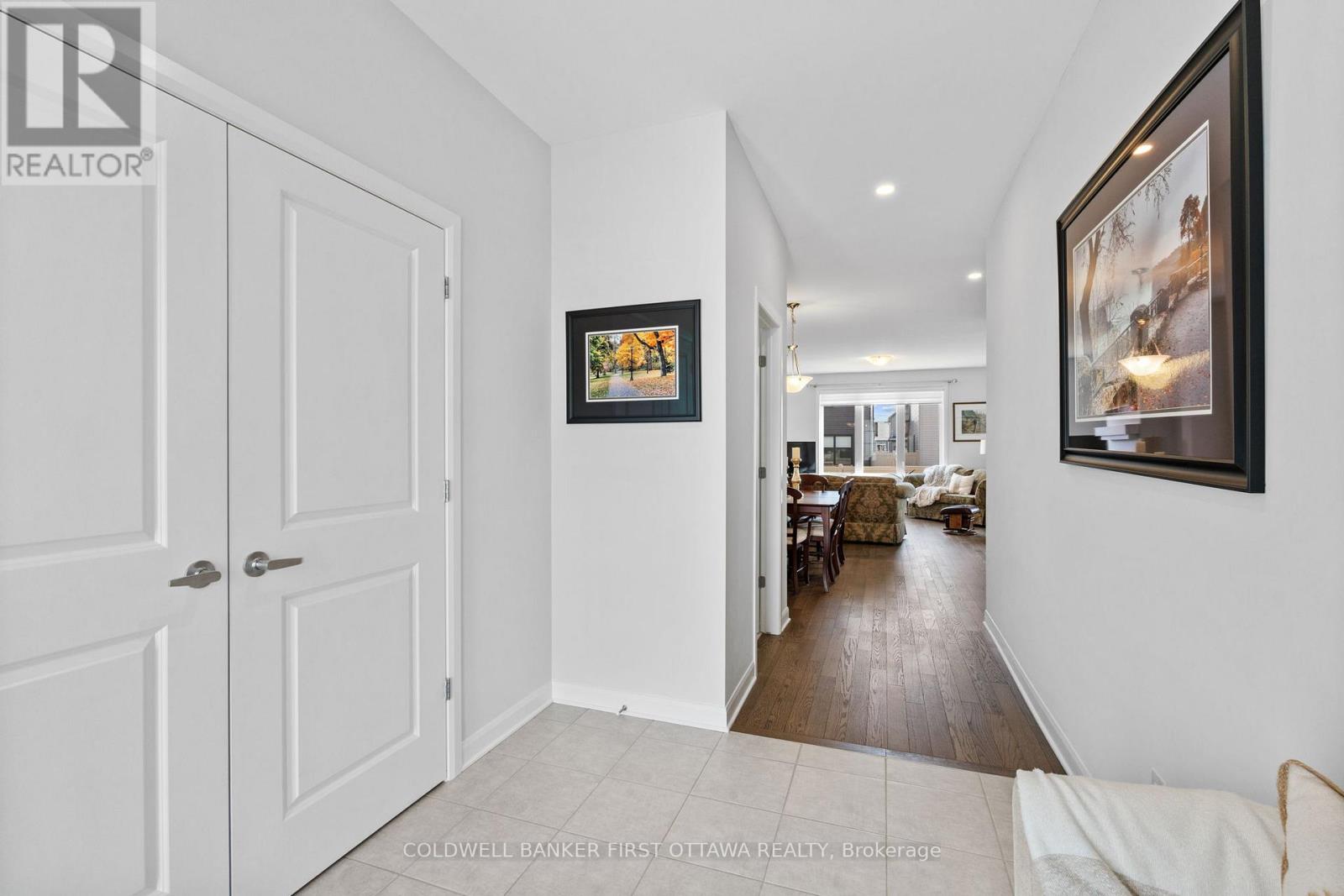 522 Anchor Circle, Ottawa, Ontario  K2B 7Z5 - Photo 7 - X12956270