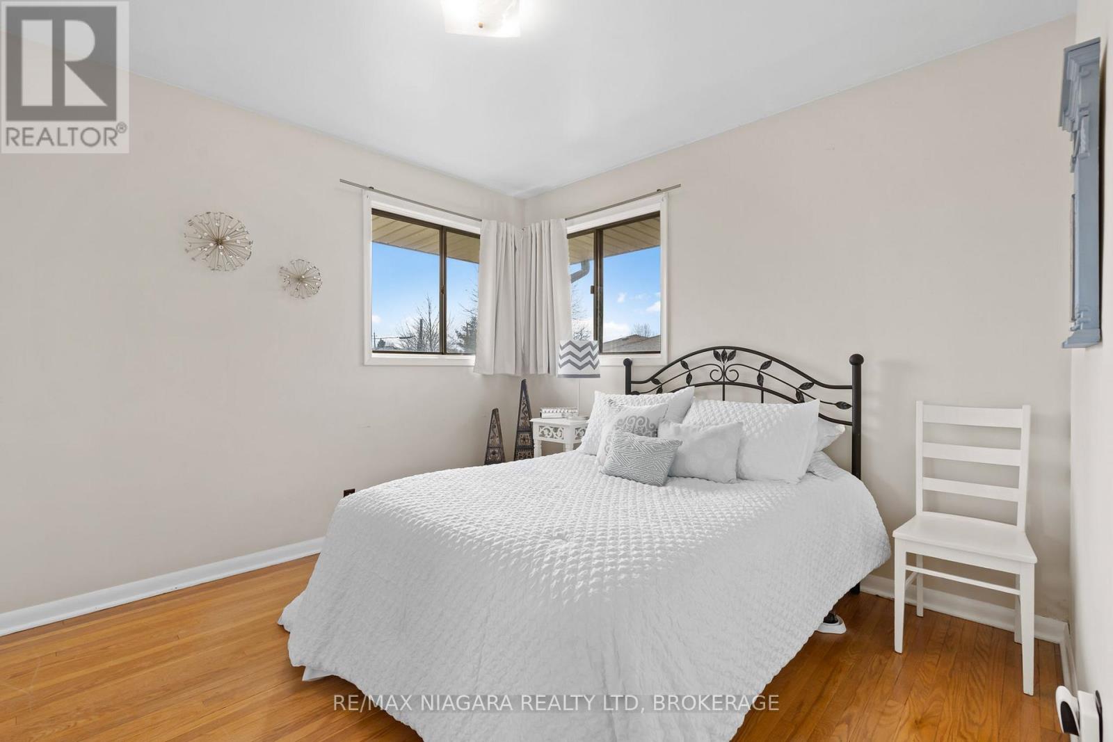 13 Ridgewood Avenue, Port Colborne, Ontario  L3K 5N5 - Photo 14 - X12956262