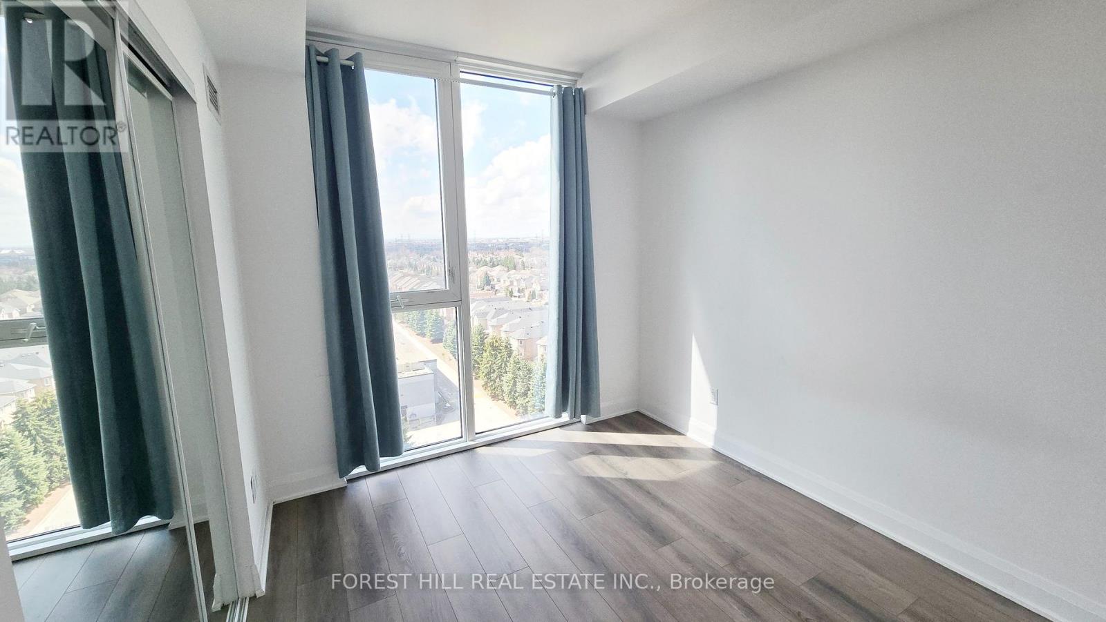 1011w - 10 Gatineau Drive, Vaughan, Ontario  L4J 0L2 - Photo 12 - N12952036