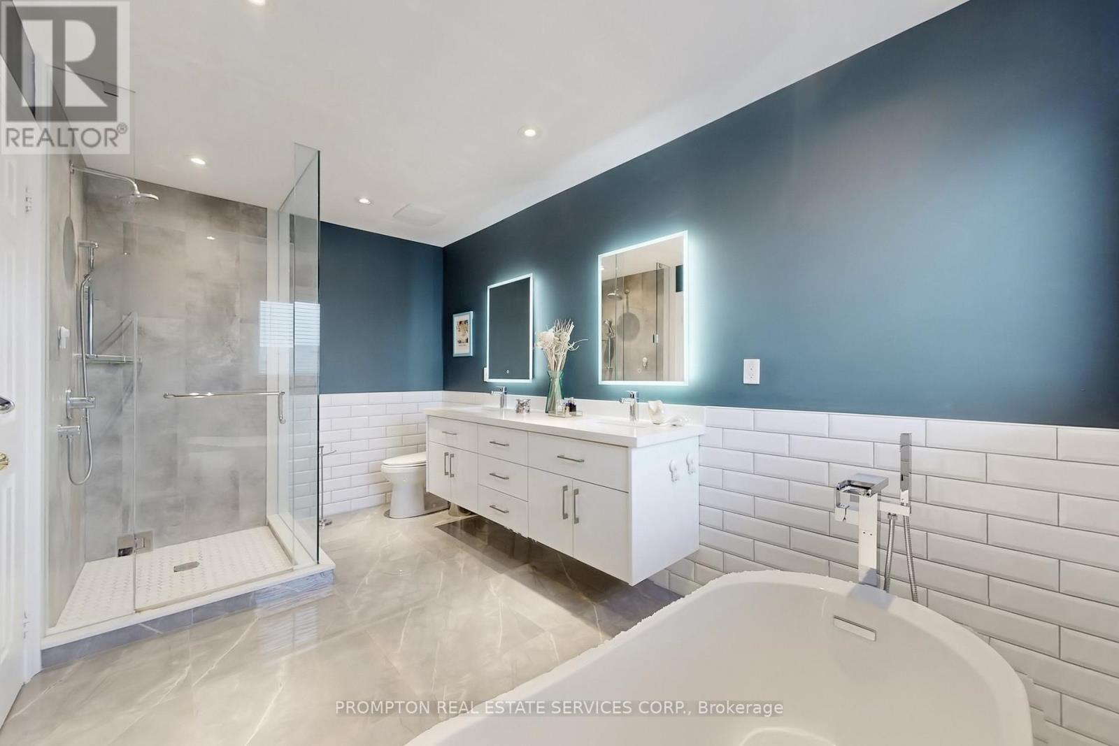 393 Marble Place, Newmarket, Ontario  L3X 2P1 - Photo 22 - N12955114