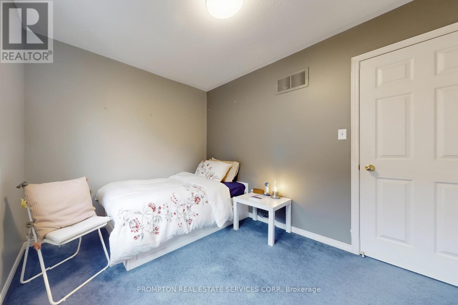 393 Marble Place, Newmarket, Ontario  L3X 2P1 - Photo 32 - N12955114