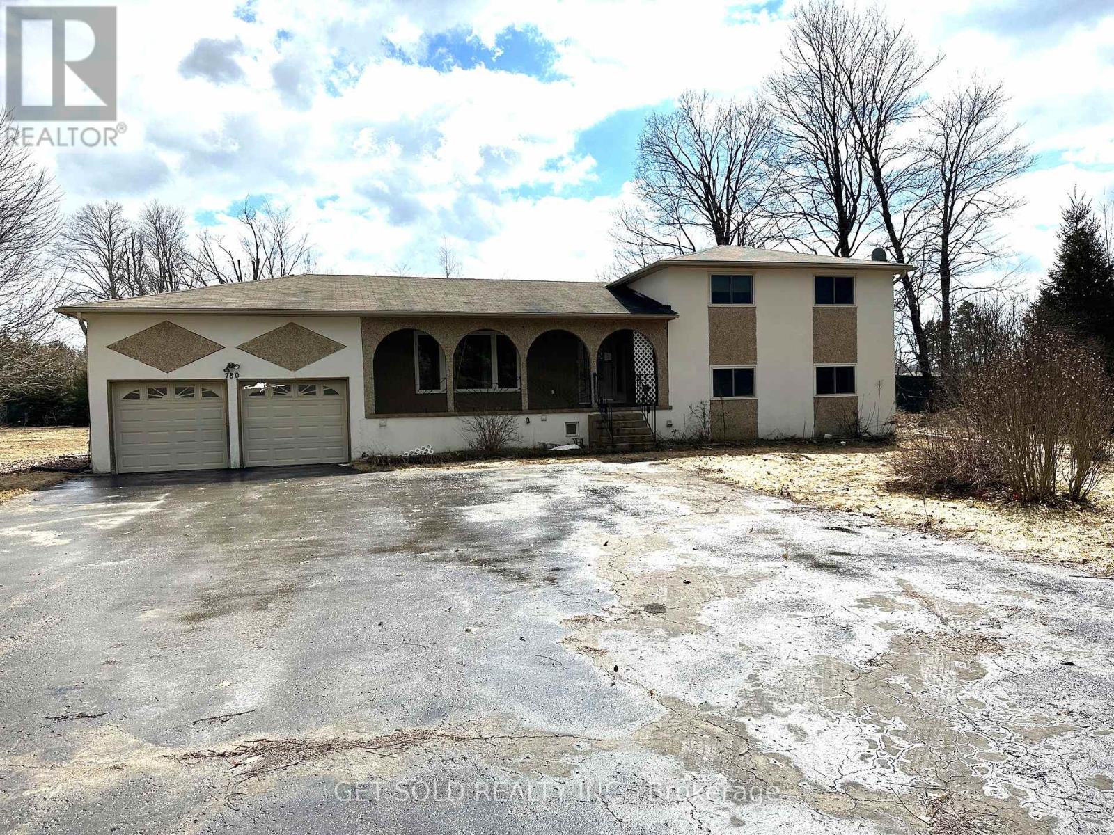 780 ESSA ROAD E, Barrie, Ontario