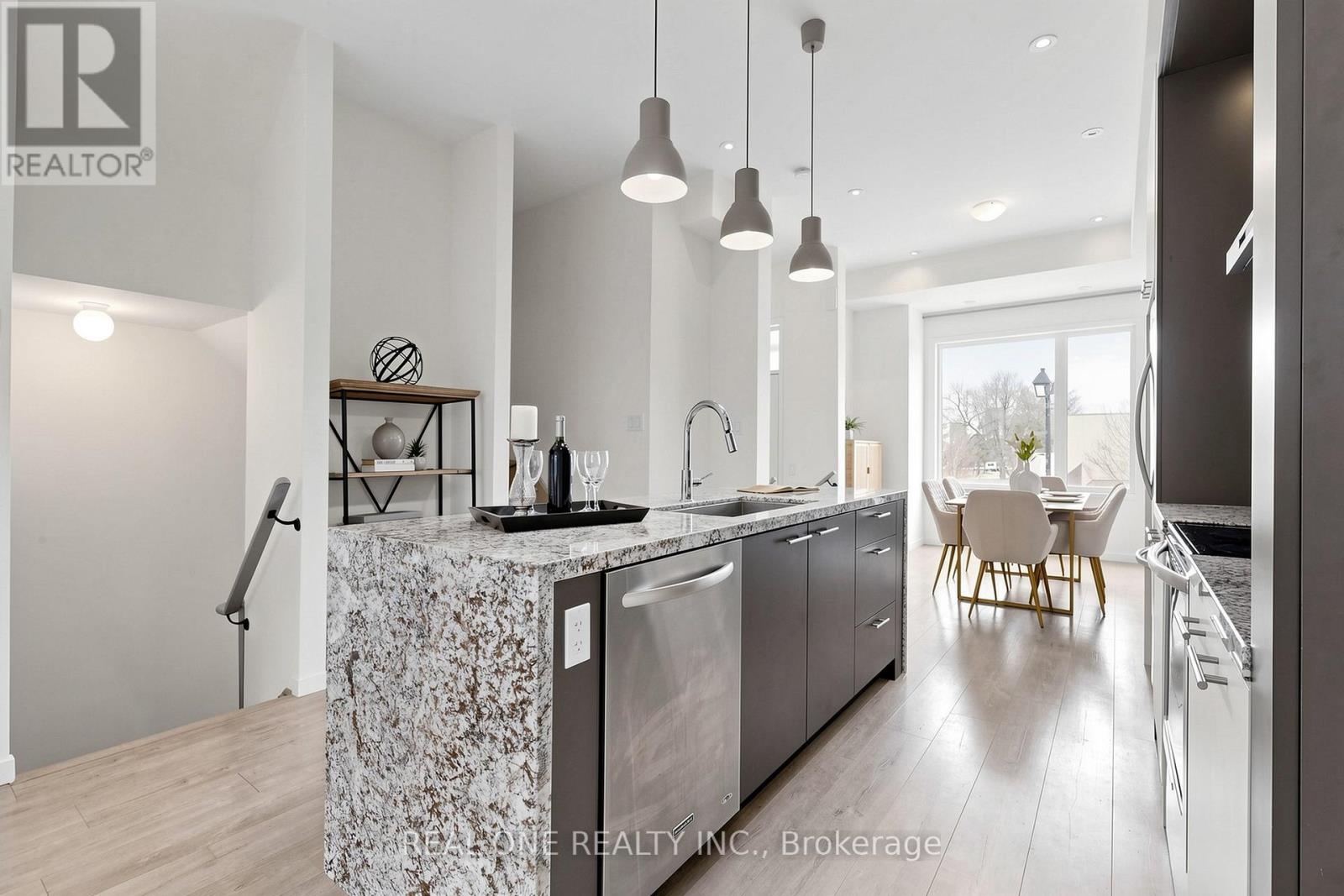 101 Genuine Lane, Richmond Hill, Ontario  L4B 0E5 - Photo 17 - N12956256