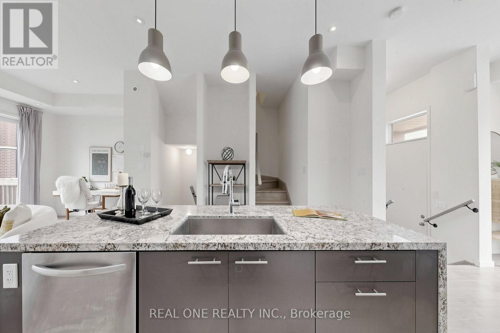 101 Genuine Lane, Richmond Hill, Ontario  L4B 0E5 - Photo 18 - N12956256