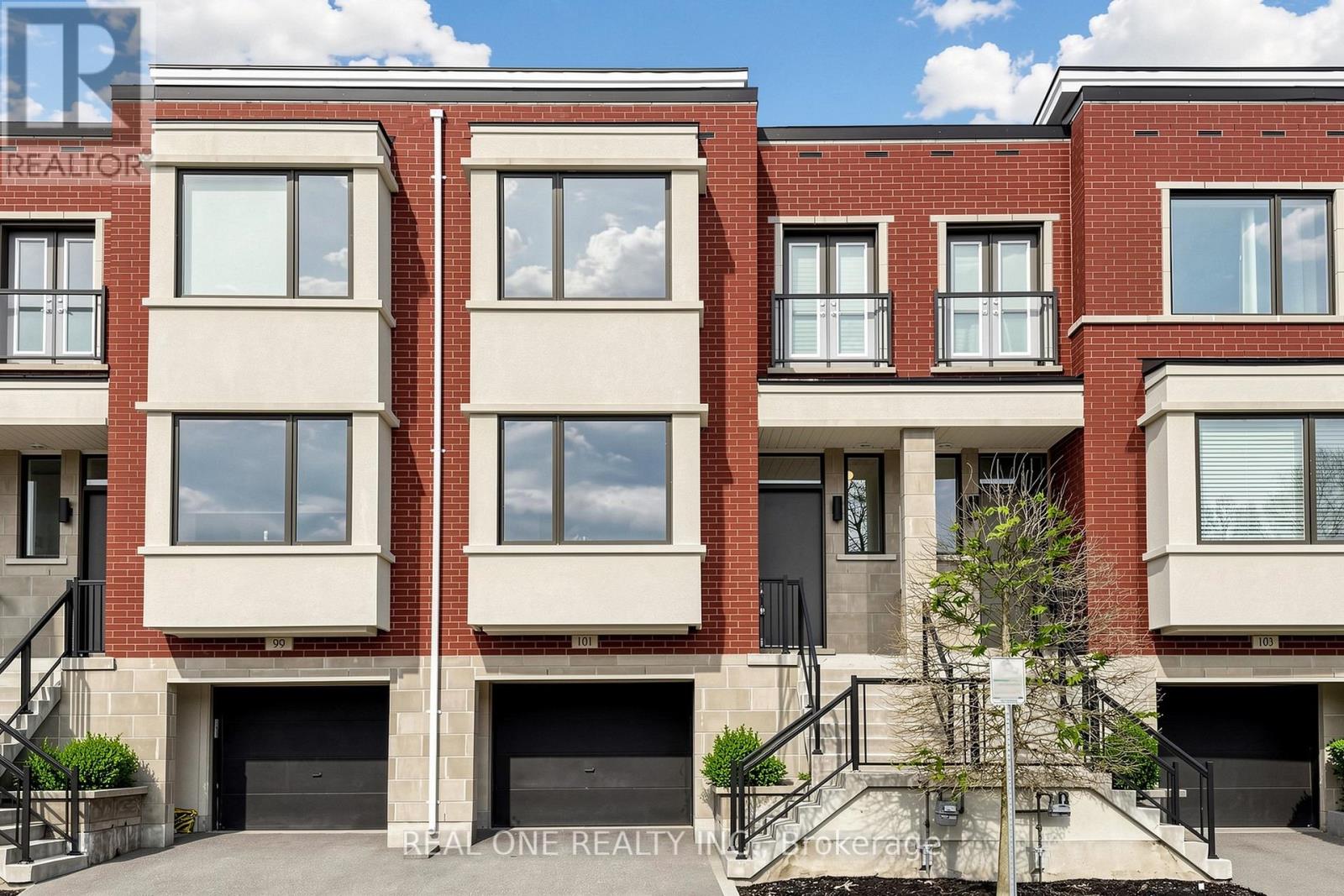 101 Genuine Lane, Richmond Hill, Ontario  L4B 0E5 - Photo 4 - N12956256