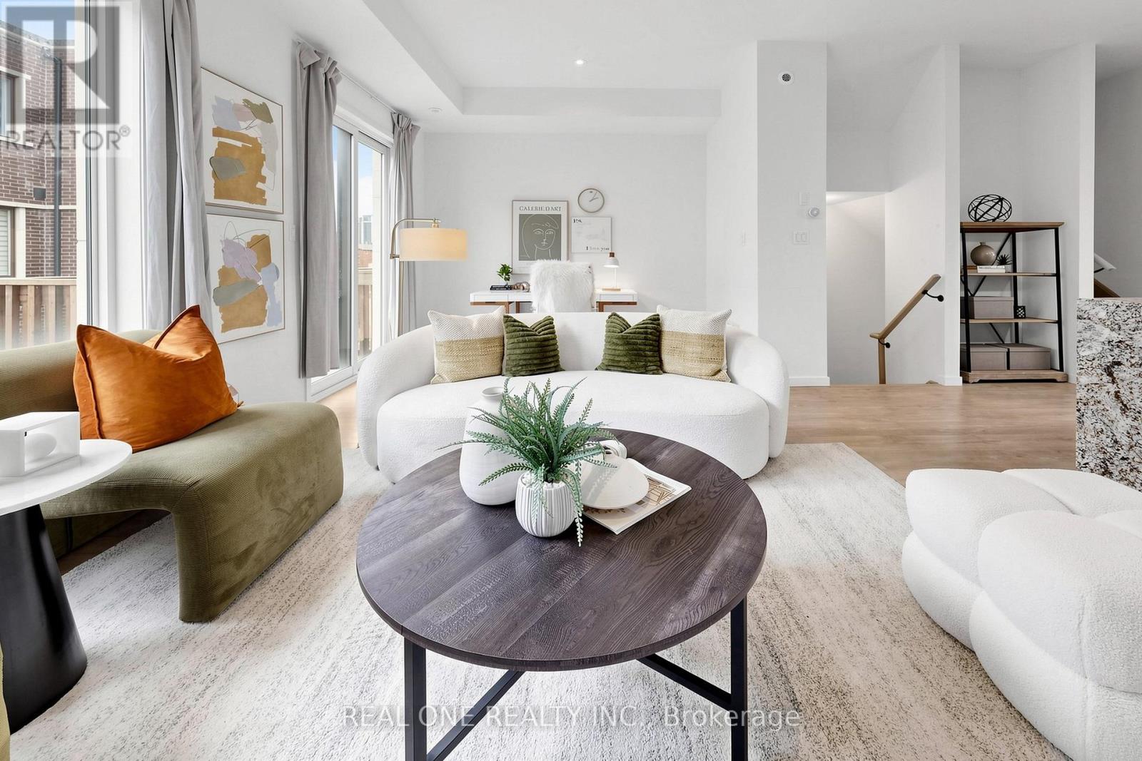 101 Genuine Lane, Richmond Hill, Ontario  L4B 0E5 - Photo 9 - N12956256