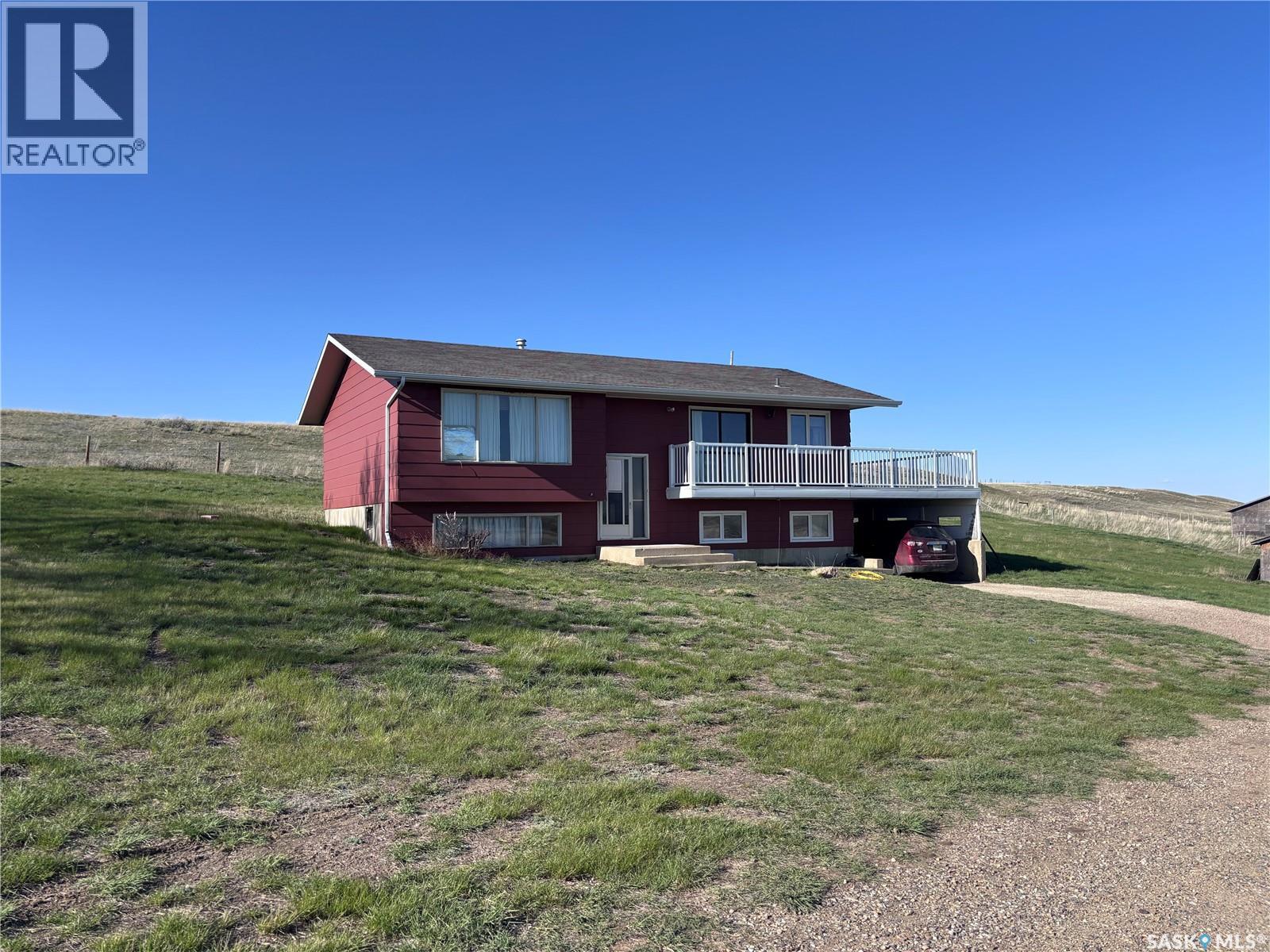 St.cyr Acreage, Swift Current, Saskatchewan  S9H 3V6 - Photo 3 - SK032053