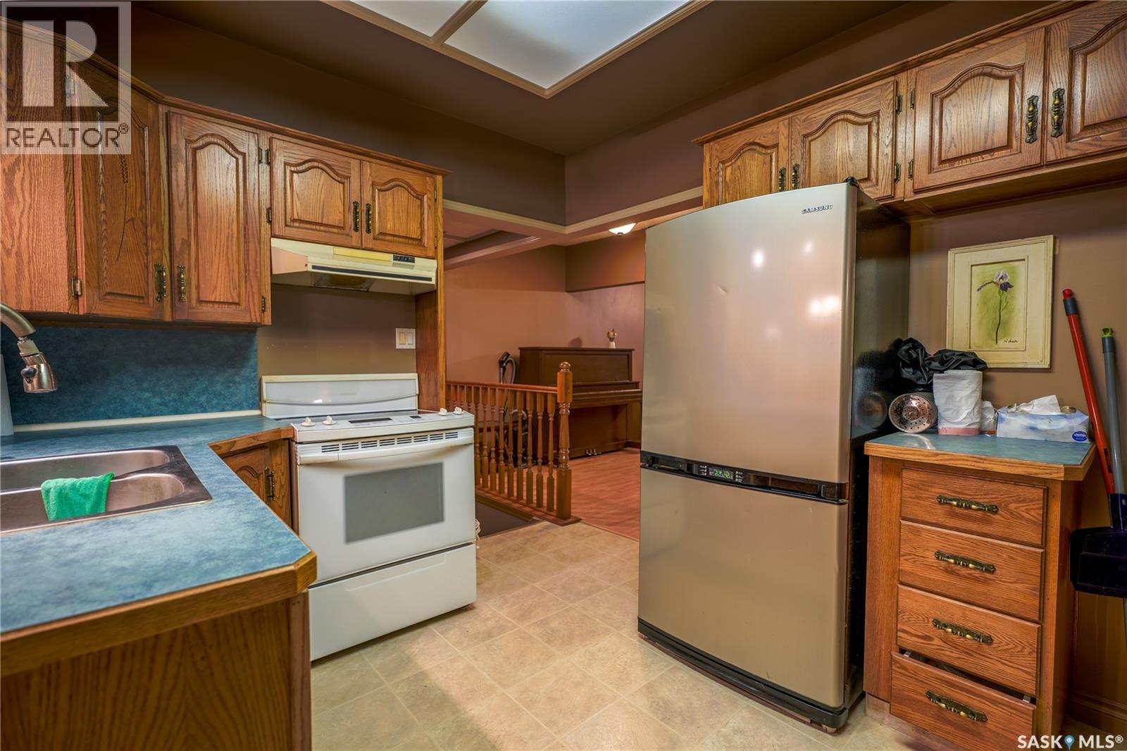 1126 Iroquois Street W, Moose Jaw, Saskatchewan  S6H 5B9 - Photo 16 - SK031962