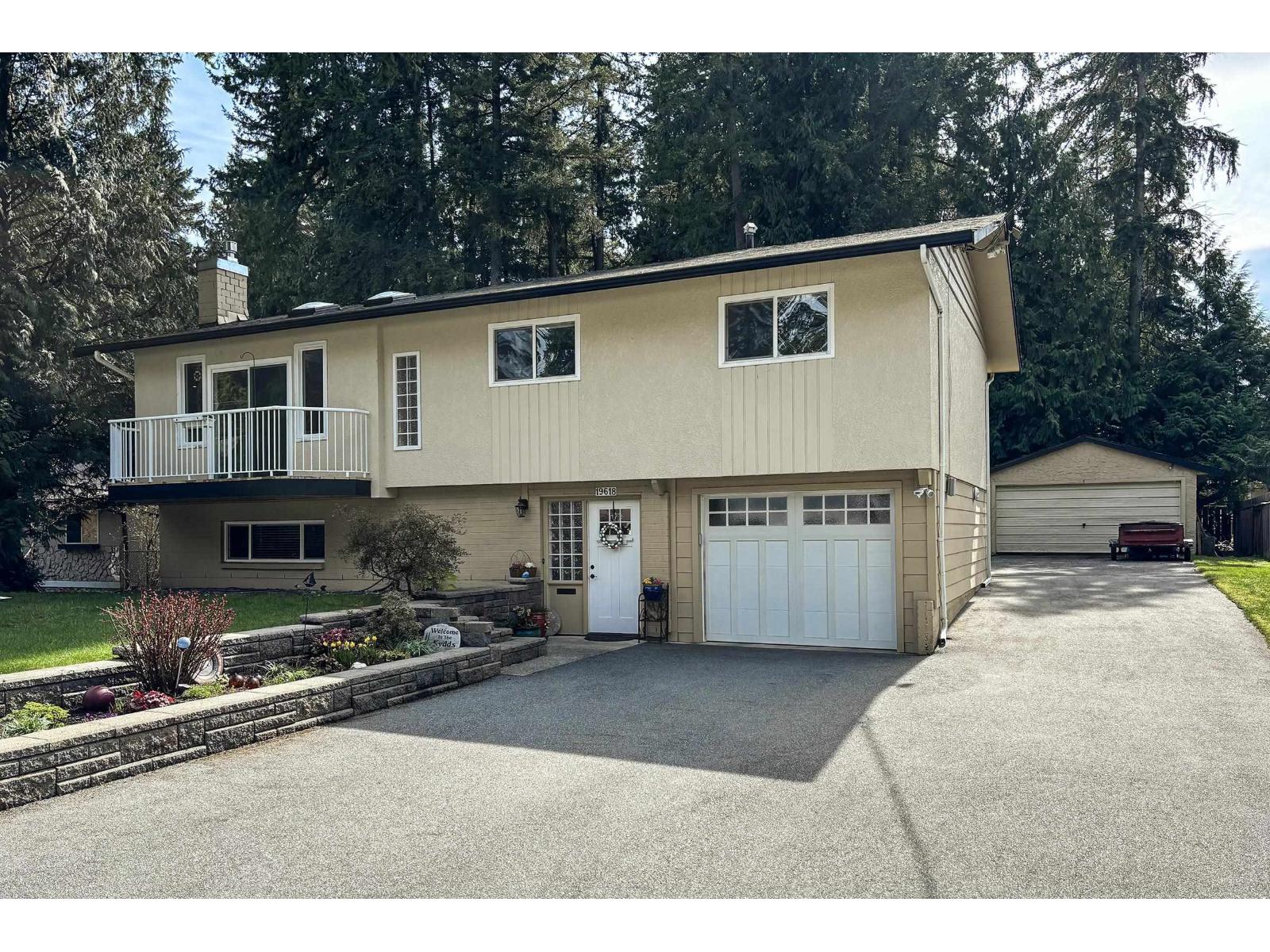 19618 41A AVENUE, Langley, British Columbia