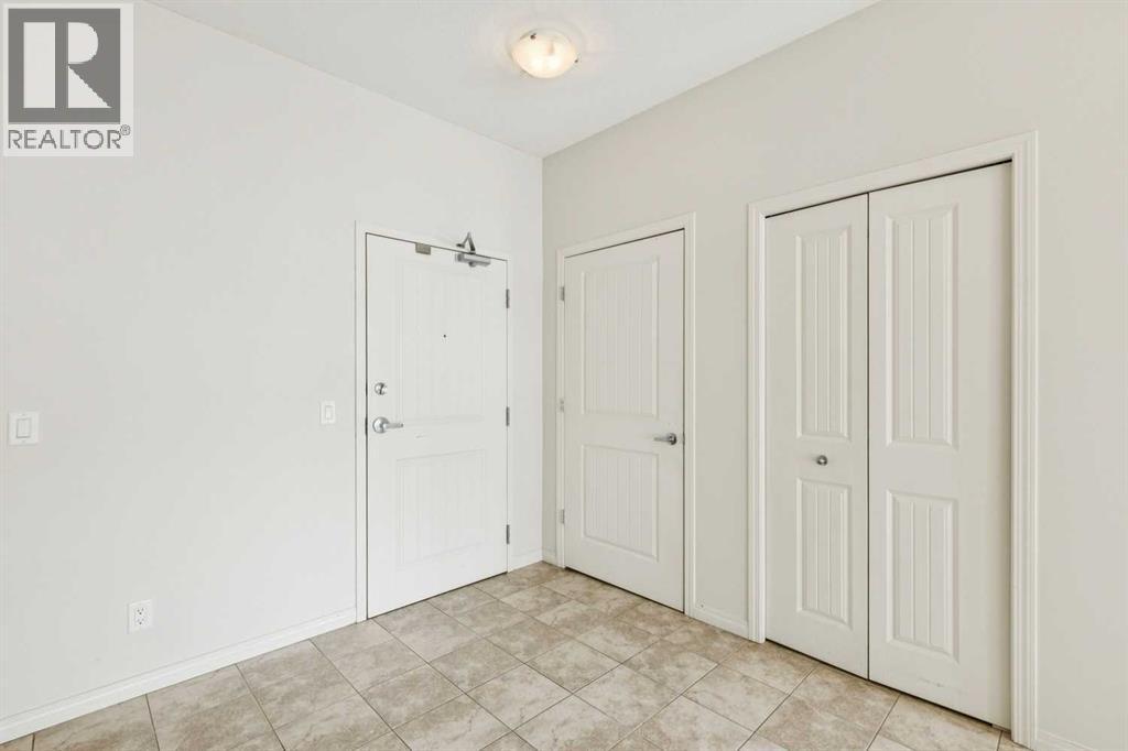 1232, 1540 Sherwood Boulevard NW, Calgary, Alberta  T3R 0K5 - Photo 3 - A2294673