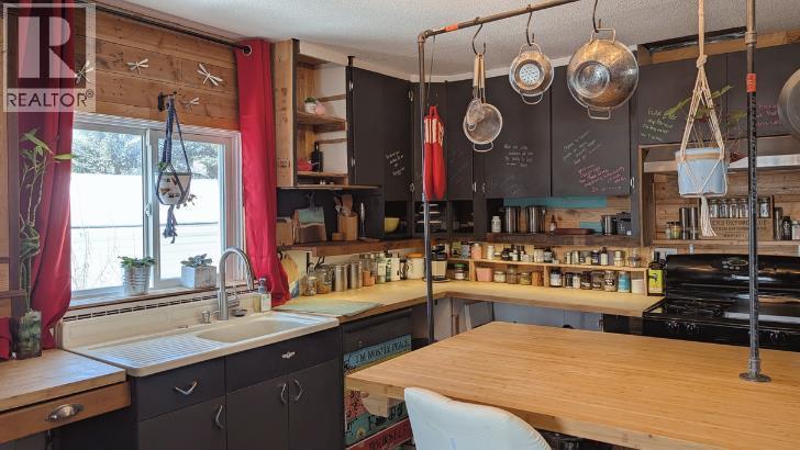 311 47 Avenue W, Claresholm, Alberta  T0L 0T0 - Photo 3 - A2295822