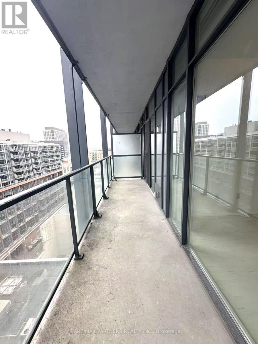 1301 - 105 George Street, Toronto, Ontario  M5A 2N4 - Photo 13 - C12956282