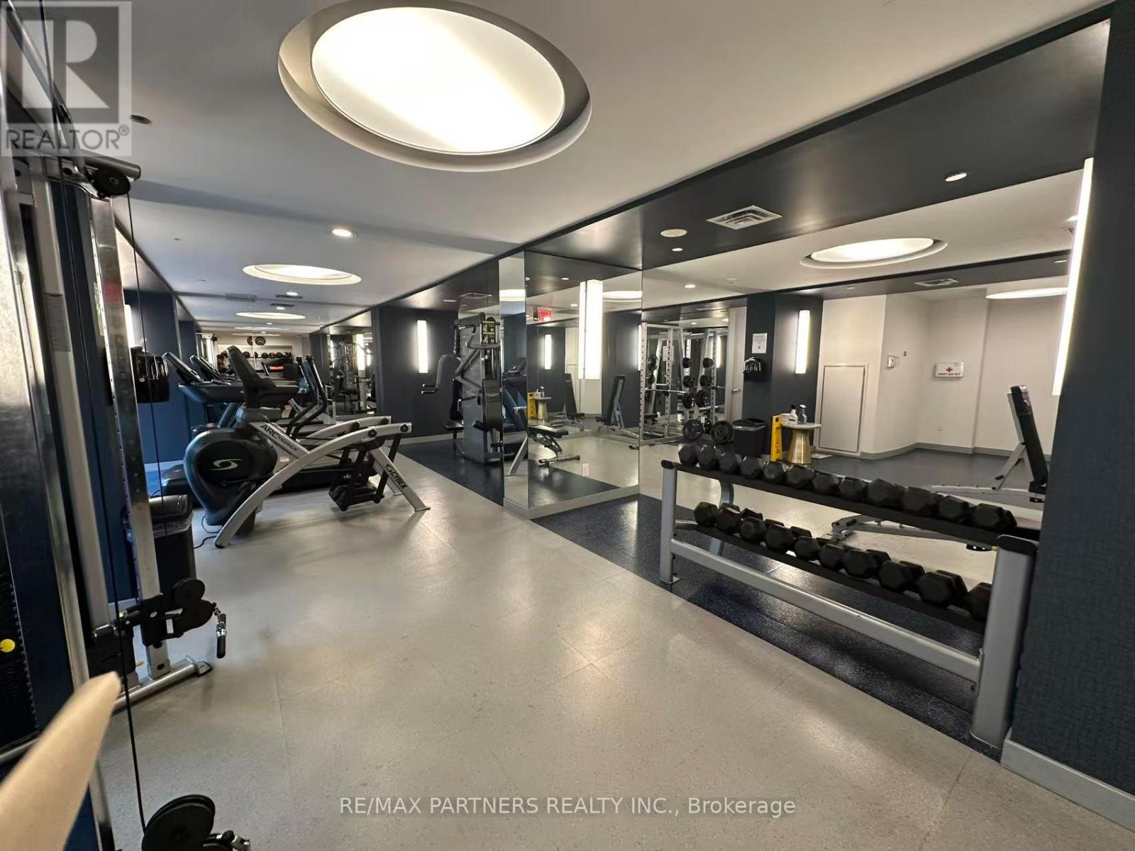 1301 - 105 George Street, Toronto, Ontario  M5A 2N4 - Photo 4 - C12956282