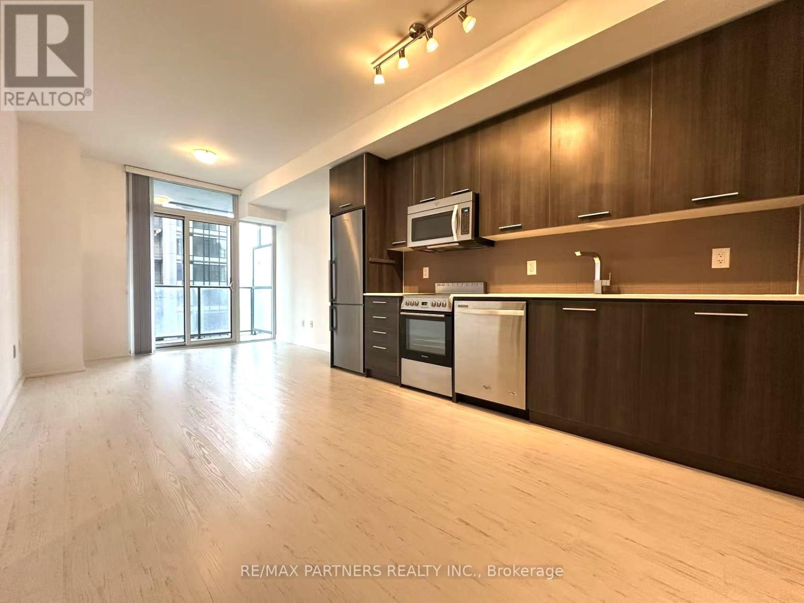 1301 - 105 George Street, Toronto, Ontario  M5A 2N4 - Photo 7 - C12956282