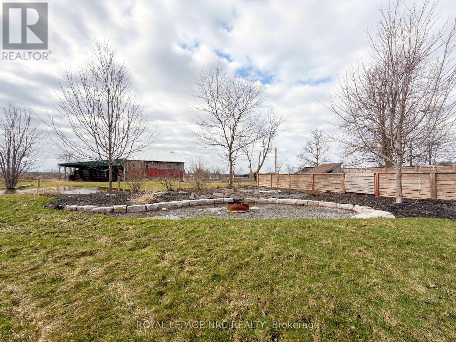 2411 Shurie Road, West Lincoln, Ontario  L0R 2A0 - Photo 7 - X12795092