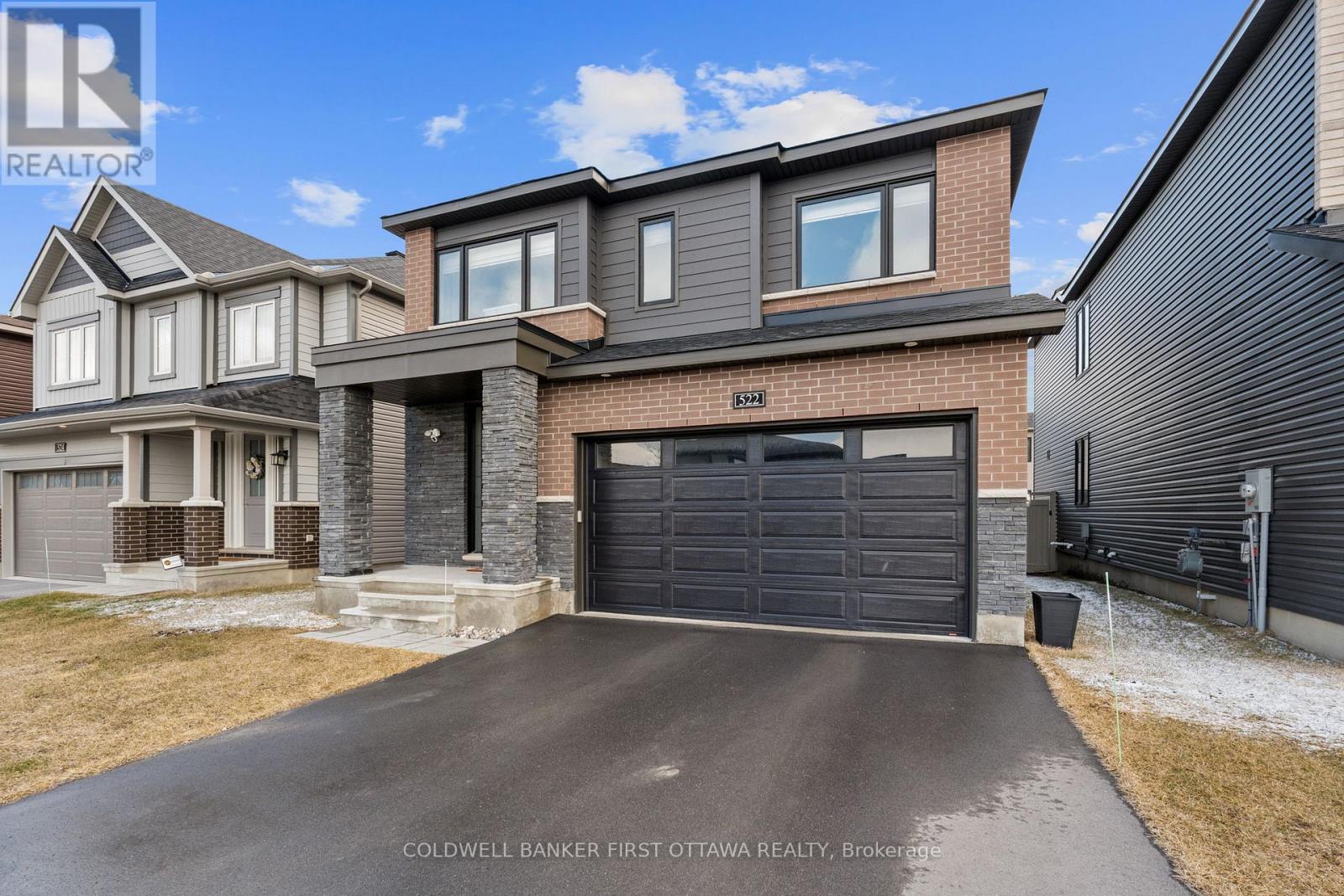 522 Anchor Circle, Ottawa, Ontario  K2B 7Z5 - Photo 2 - X12956280