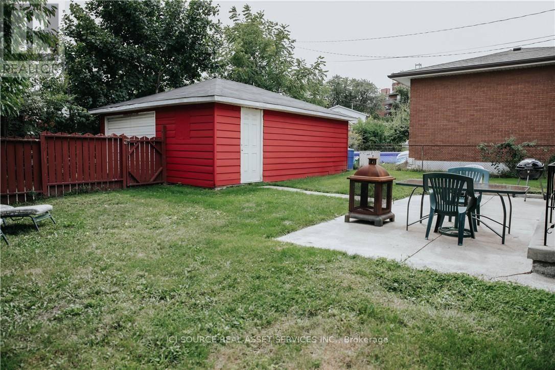 Upper - 1 Vera Court, Hamilton, Ontario  L8K 4G7 - Photo 26 - X12860060