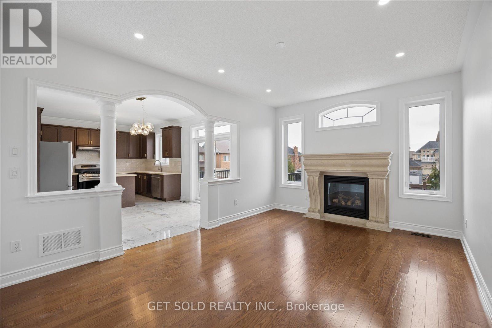 11 Maybeck Drive, Brampton, Ontario  L6X 0Z2 - Photo 14 - W12956272