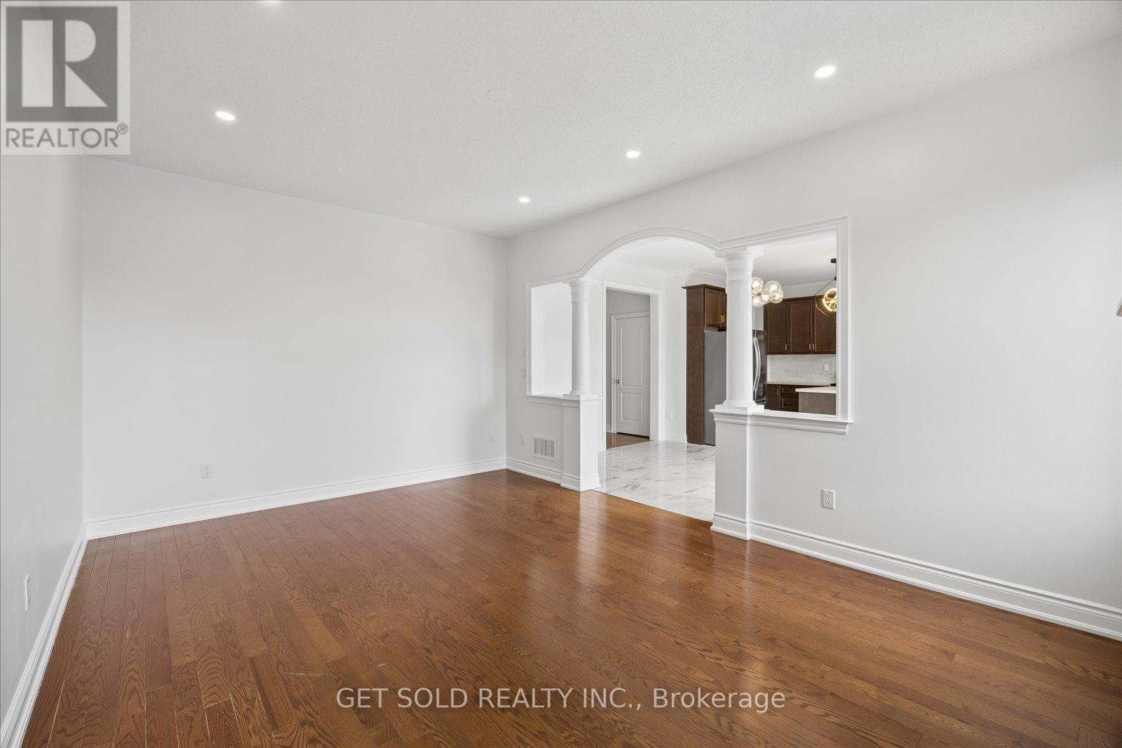 11 Maybeck Drive, Brampton, Ontario  L6X 0Z2 - Photo 17 - W12956272