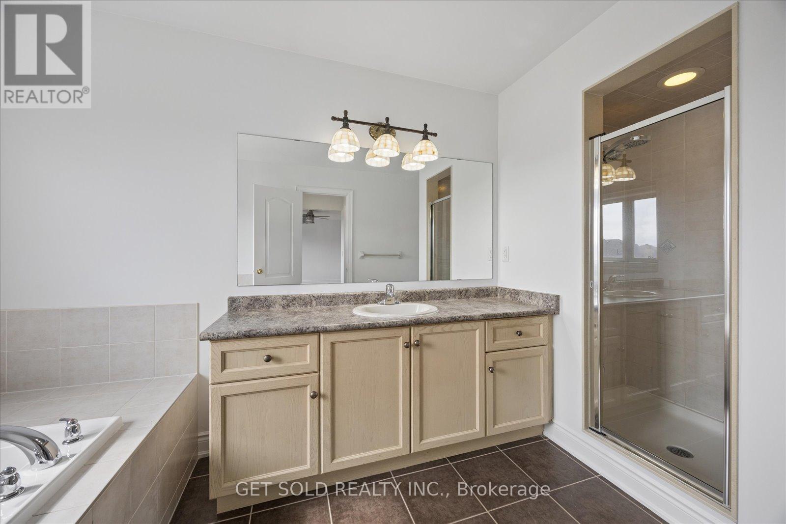 11 Maybeck Drive, Brampton, Ontario  L6X 0Z2 - Photo 30 - W12956272