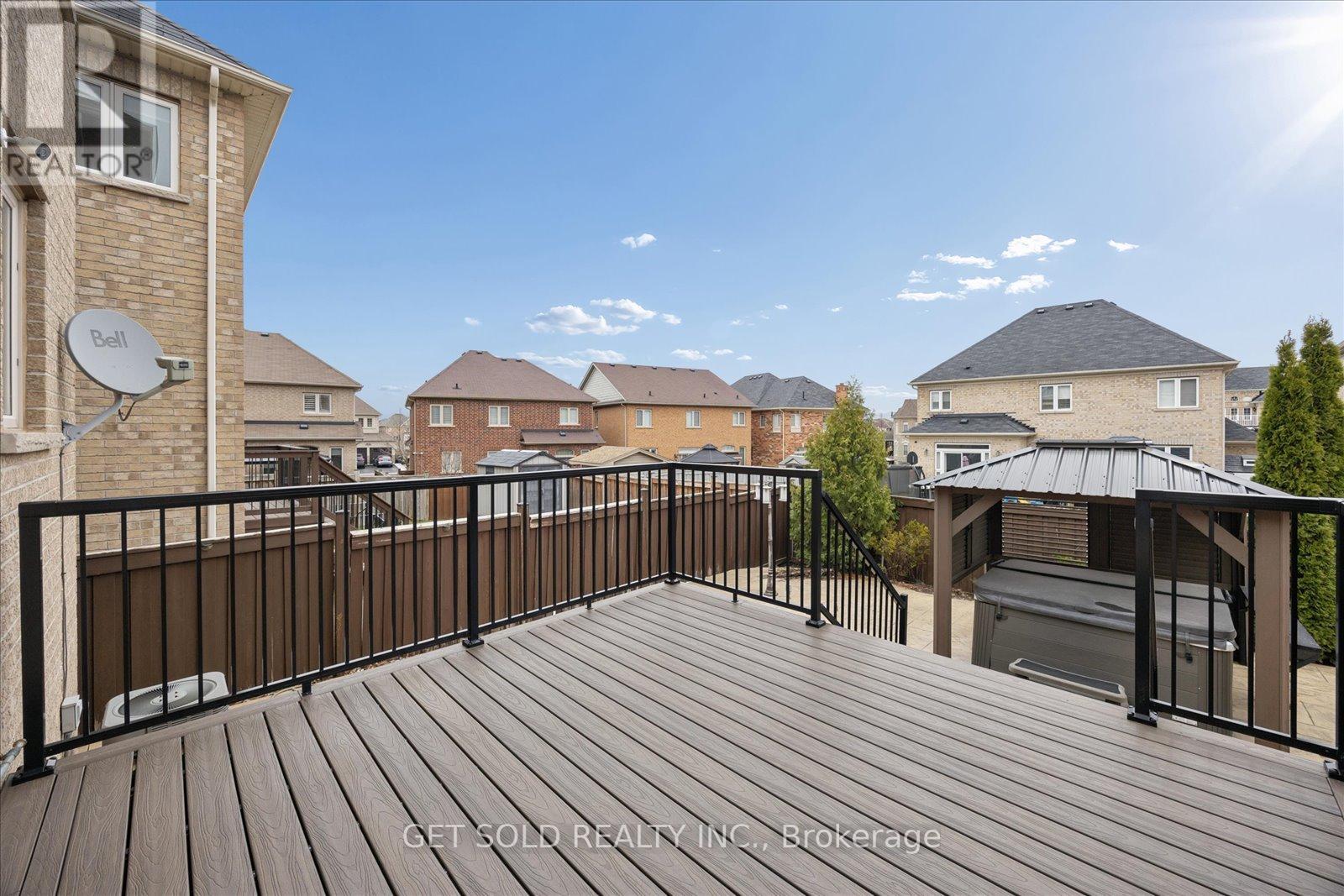 11 Maybeck Drive, Brampton, Ontario  L6X 0Z2 - Photo 47 - W12956272