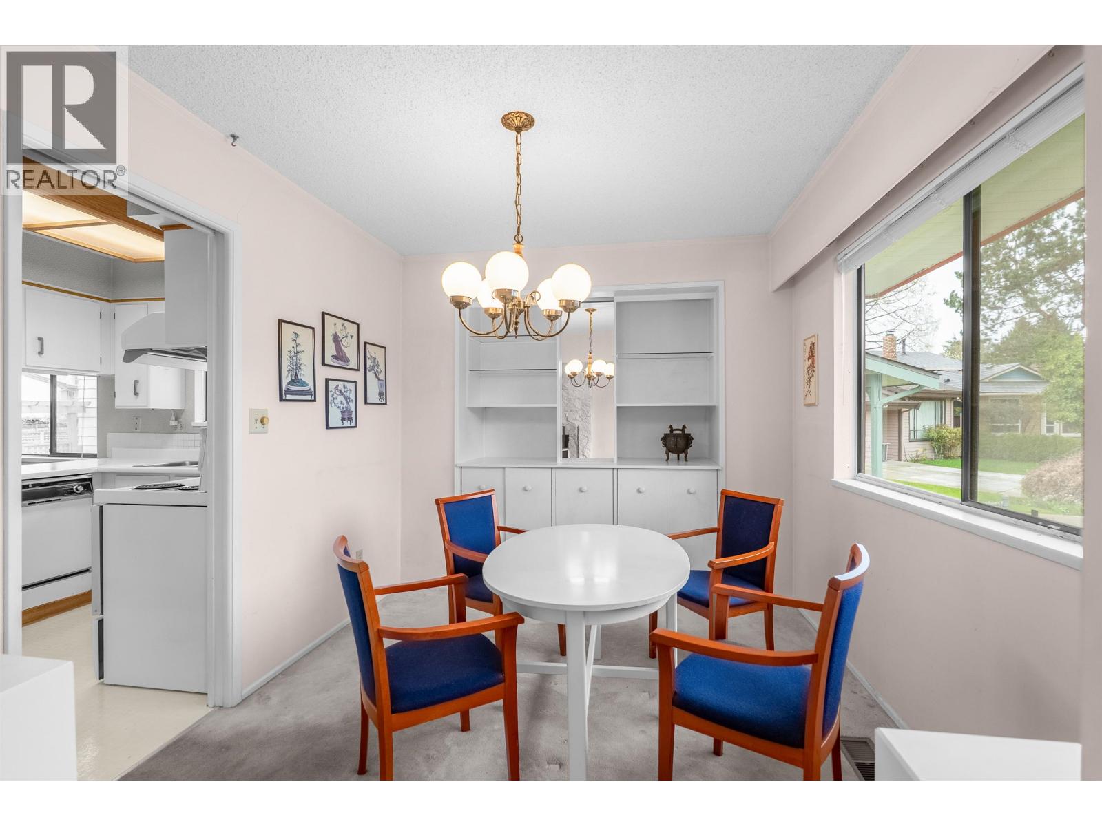 11320 Merchantman Place, Richmond, British Columbia  V7E 4R3 - Photo 4 - R3106219