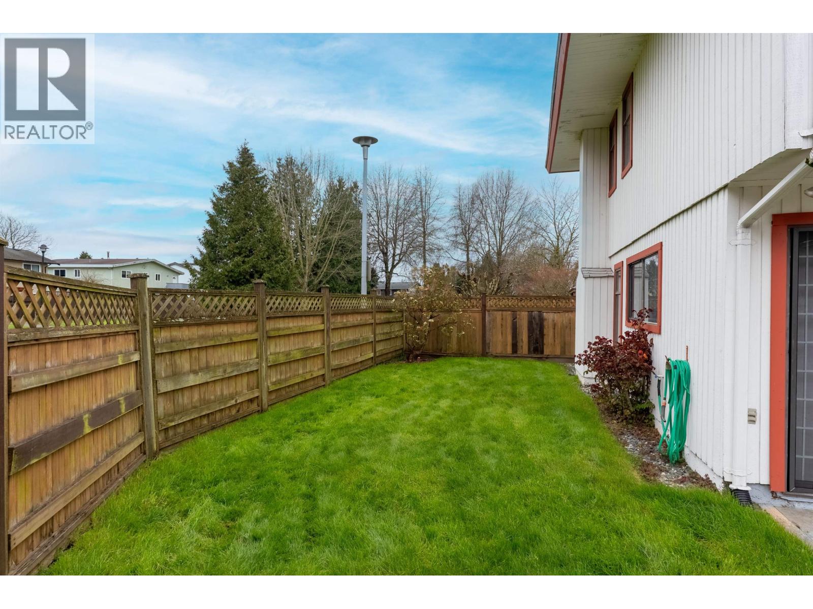 11320 Merchantman Place, Richmond, British Columbia  V7E 4R3 - Photo 17 - R3106219