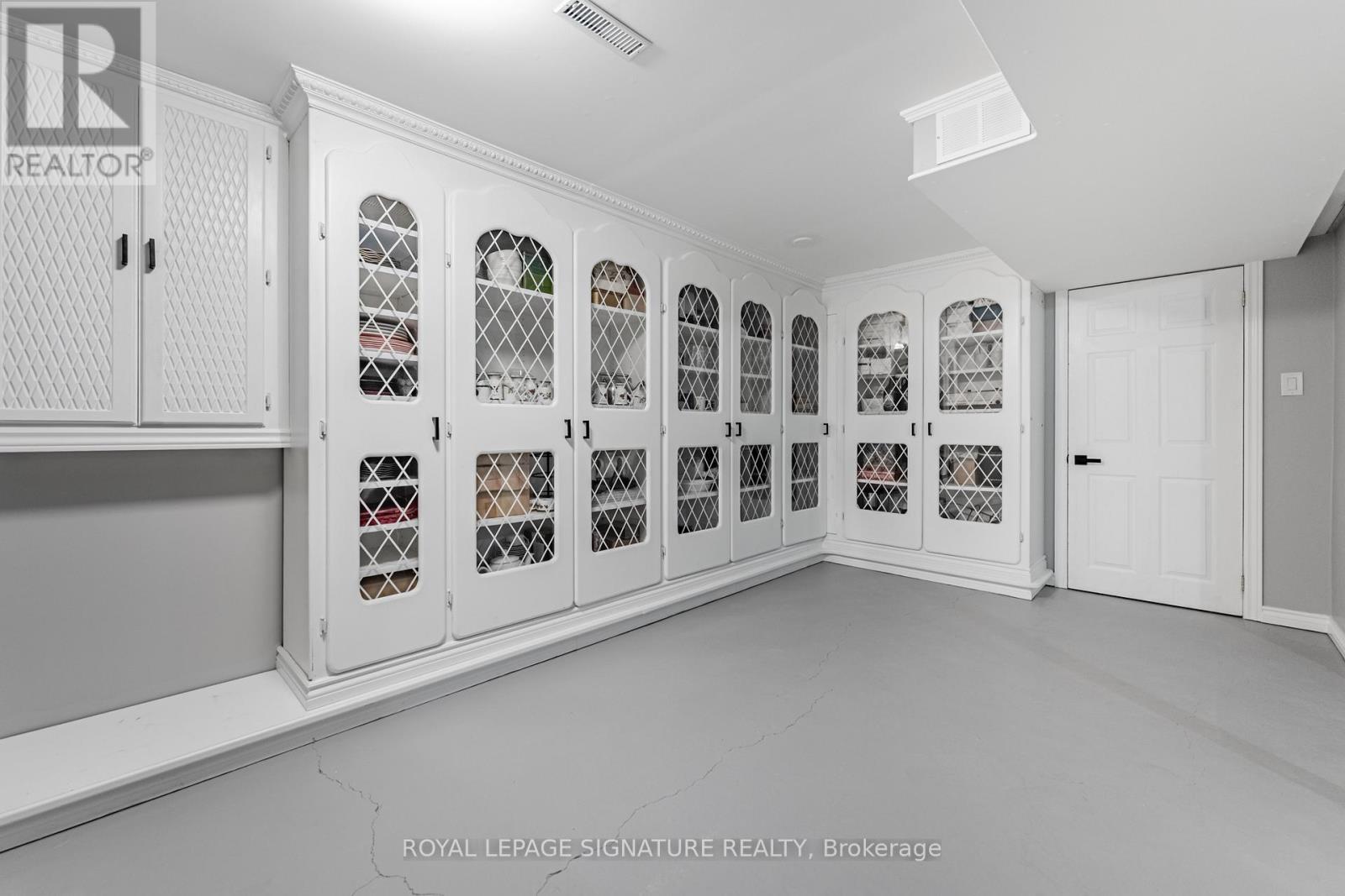 5245 Champlain Trail, Mississauga, Ontario  L5R 2Z2 - Photo 35 - W12931246