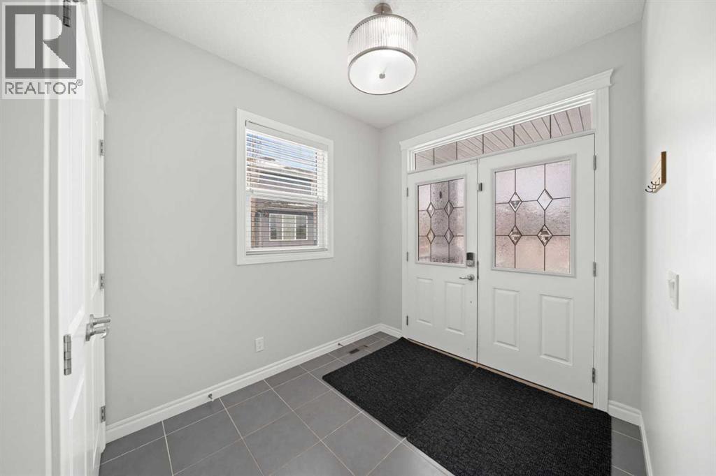 44 Cimarron Springs Circle, Okotoks, Alberta  T1S 0M2 - Photo 3 - A2297876