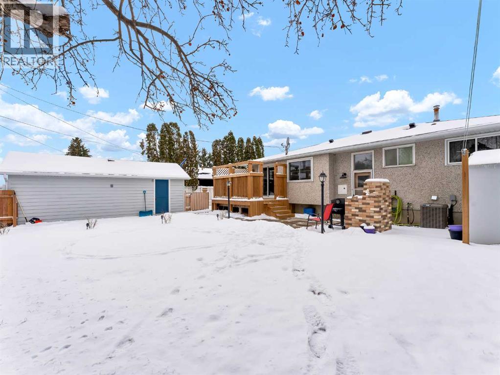 1611 10 Avenue Ne, Medicine Hat, Alberta  T1A 6G6 - Photo 33 - A2296930