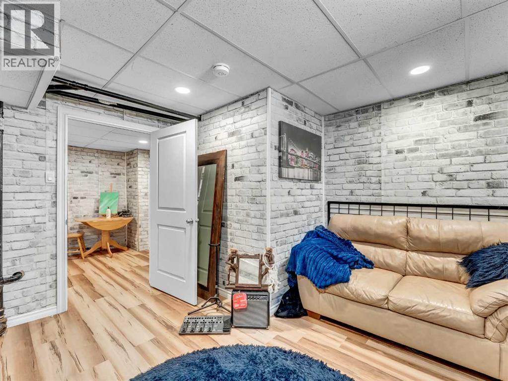 1611 10 Avenue Ne, Medicine Hat, Alberta  T1A 6G6 - Photo 23 - A2296930