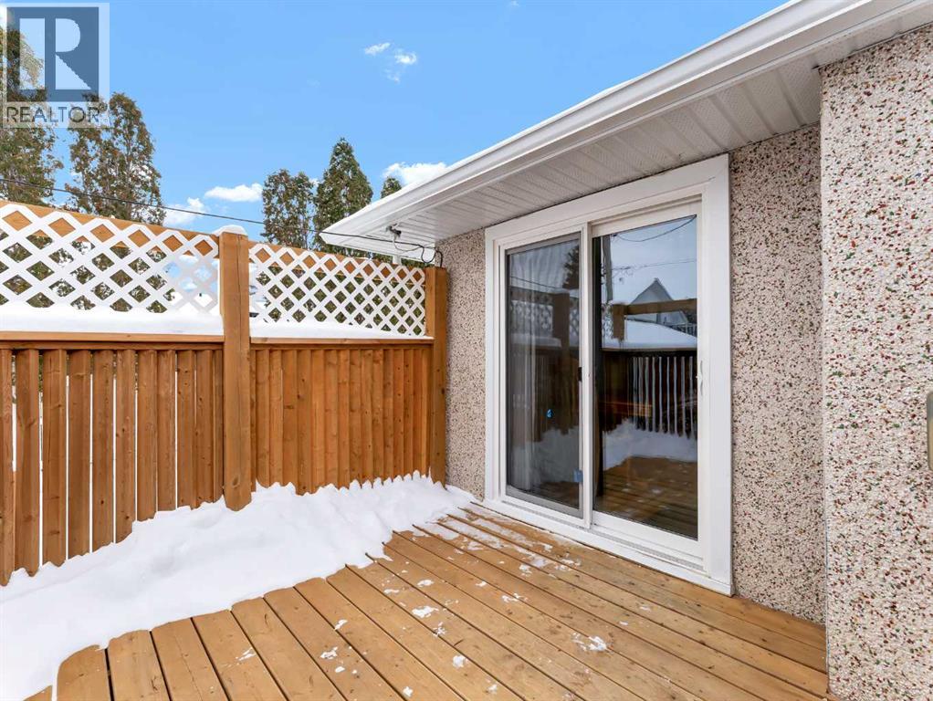 1611 10 Avenue Ne, Medicine Hat, Alberta  T1A 6G6 - Photo 30 - A2296930