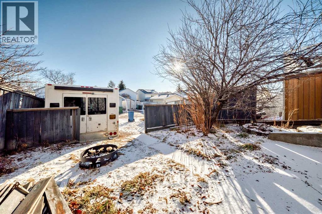 142 Hunterhorn Drive NE, Calgary, Alberta  T3P 0B1 - Photo 41 - A2280035