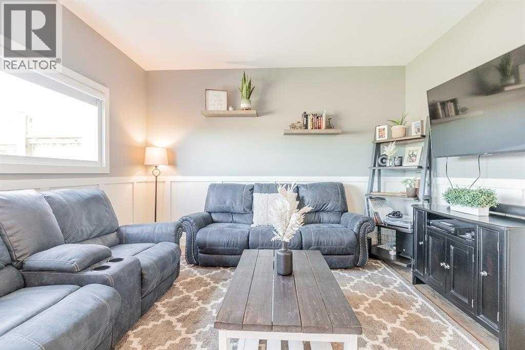 139 Firelight Way W, Lethbridge, Alberta  T1J 4B2 - Photo 11 - A2285701