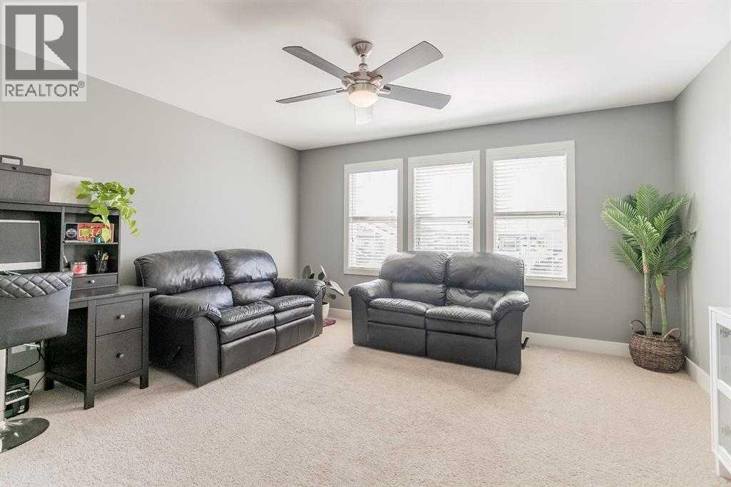 139 Firelight Way W, Lethbridge, Alberta  T1J 4B2 - Photo 15 - A2285701