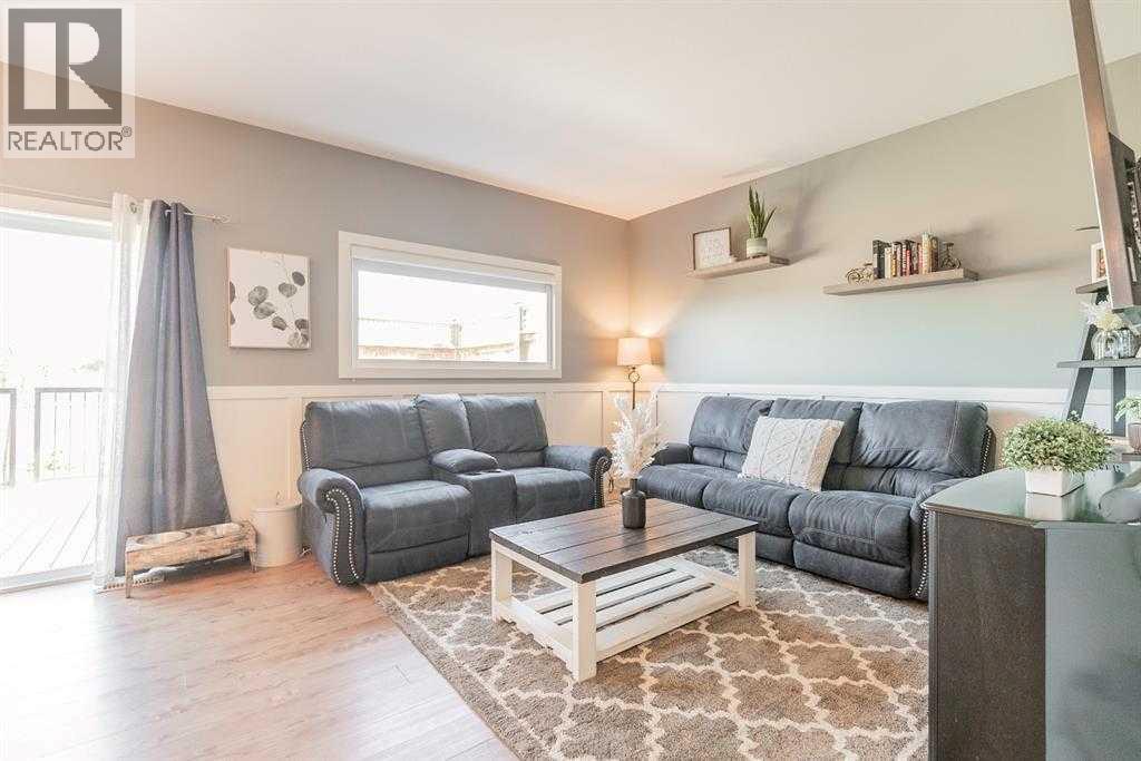 139 Firelight Way W, Lethbridge, Alberta  T1J 4B2 - Photo 13 - A2285701