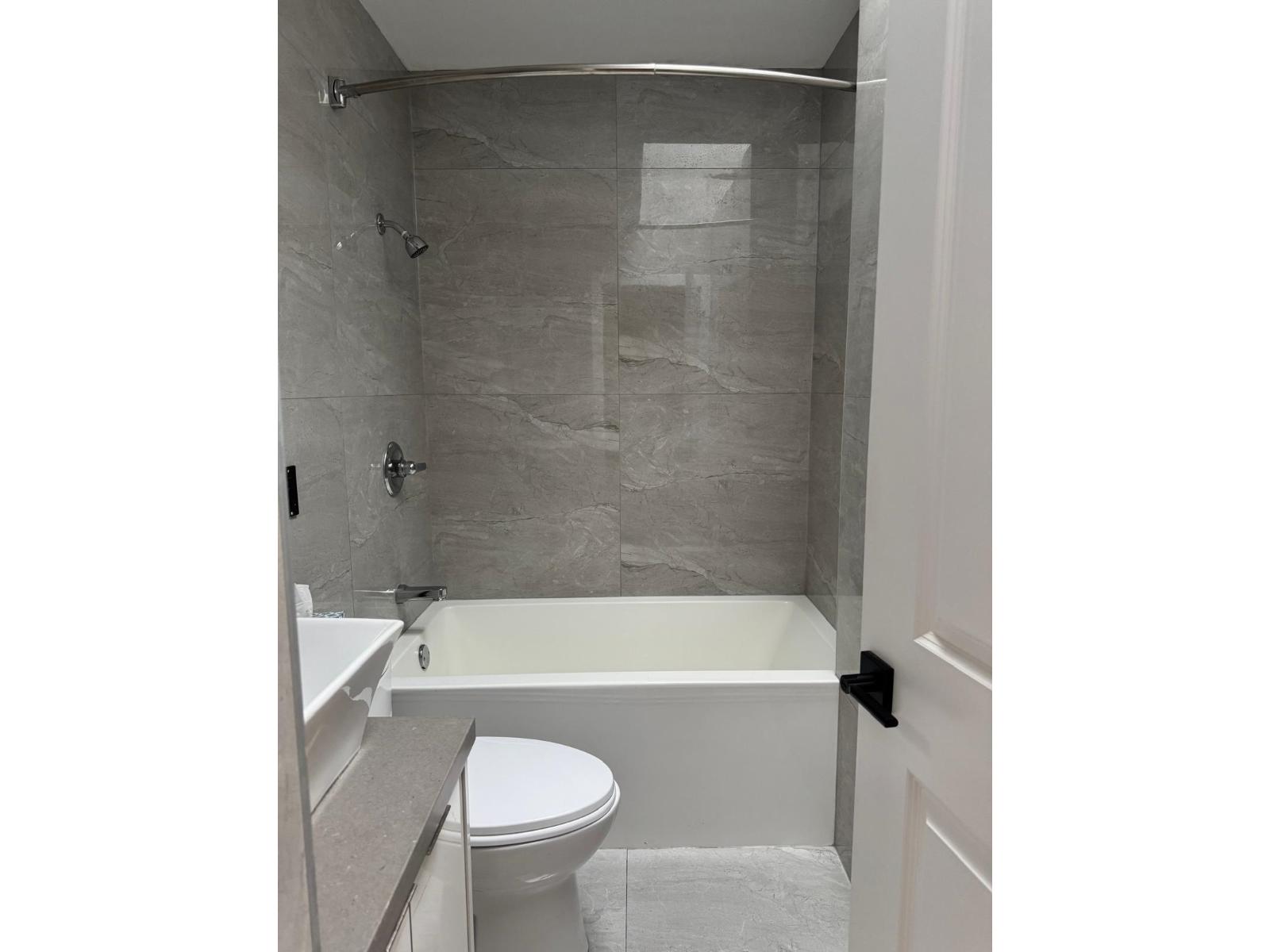 8366 Arbour Place, Delta, British Columbia  V4C 7H4 - Photo 11 - R3103335