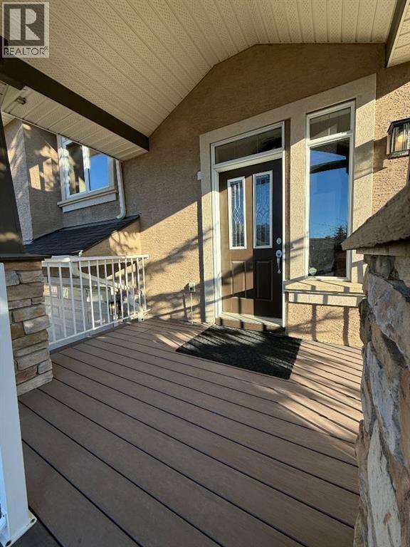 14 Discovery Woods Villas Sw, Calgary, Alberta  T3H 5A6 - Photo 5 - A2273726