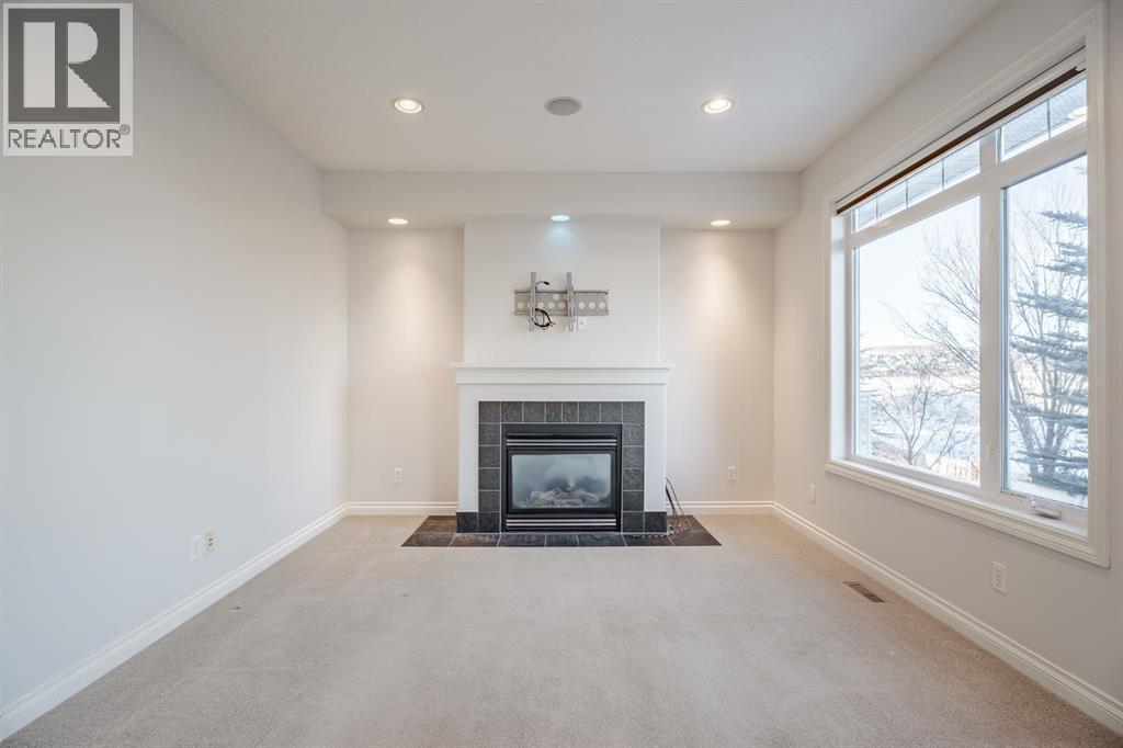 14 Discovery Woods Villas Sw, Calgary, Alberta  T3H 5A6 - Photo 19 - A2273726