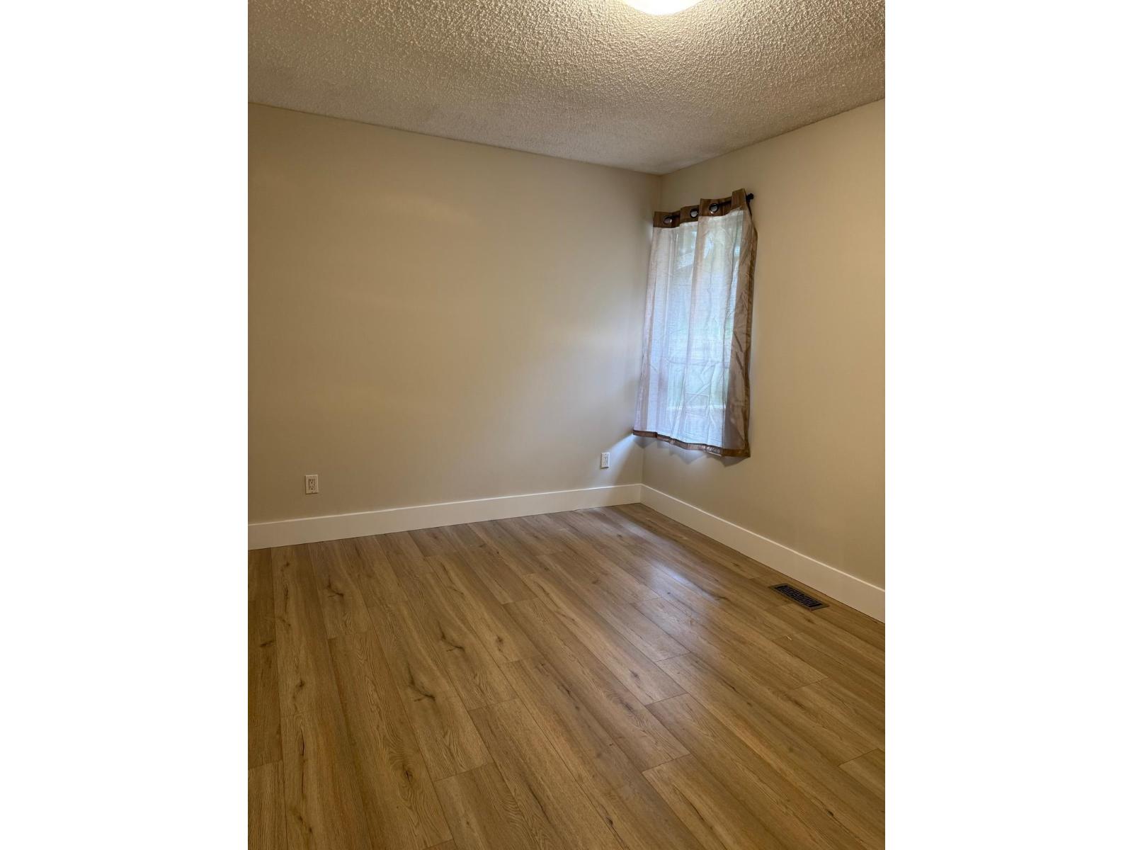 8366 Arbour Place, Delta, British Columbia  V4C 7H4 - Photo 14 - R3103335