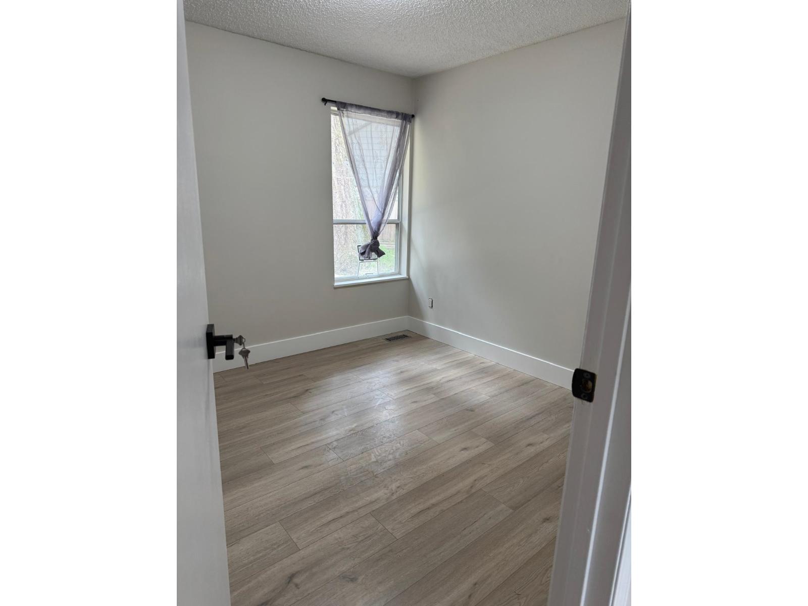 8366 Arbour Place, Delta, British Columbia  V4C 7H4 - Photo 15 - R3103335